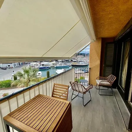 Marinesappartement, 2min Plage, Acces Direct Port Apartment