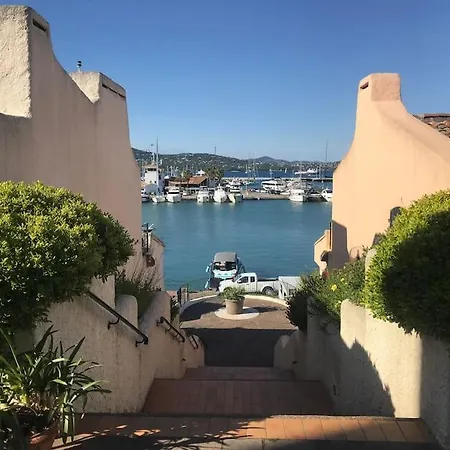 Marinesappartement, 2min Plage, Acces Direct Port Apartment