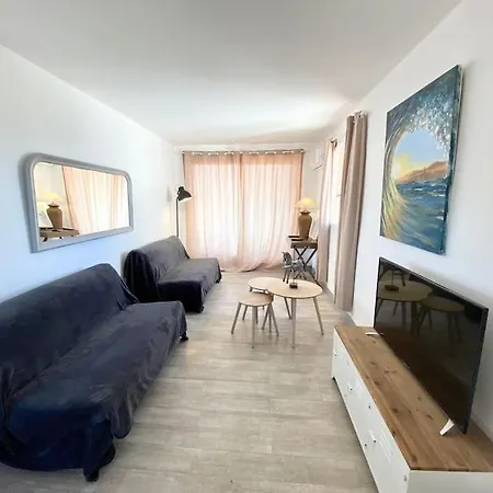 Apartment Marinesappartement, 2min Plage, Acces Direct Port Saint-Tropez
